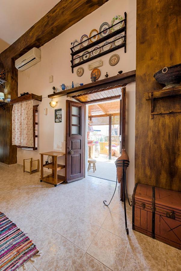 Hara'S Traditional Detached House In Malona Malona Village Ngoại thất bức ảnh